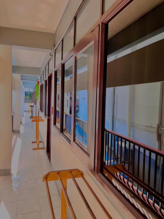 Baan Rachaya Apartamento Chiang Mai Exterior foto