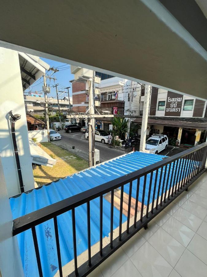 Baan Rachaya Apartamento Chiang Mai Exterior foto